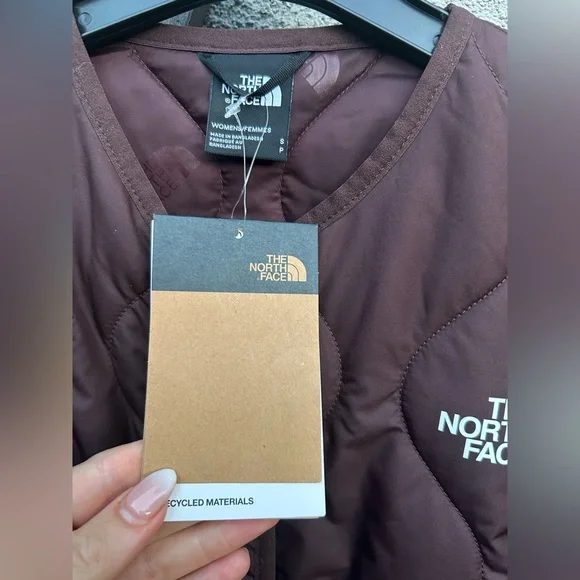 The North Face Ampato Quilted liner longline jacket in Coal brown New with Tags! - Picture 8 of 12